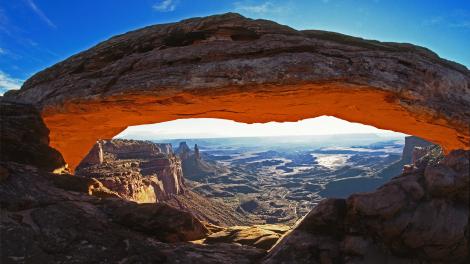 Mesa Arch in Canyonlands National Park, Utah