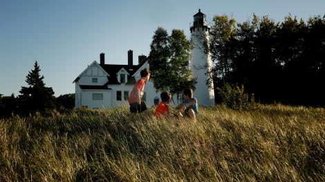 回望 Point Iroquois Lighthouse 灯塔 回望 Point Iroquois Lighthouse 灯塔