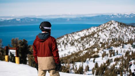 Skiing in Lake Tahoe, Nevada 