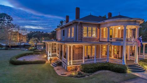 Abingdon Manor in Latta, South Carolina Abingdon Manor in Latta, South Carolina