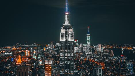 夜晚亮灯的帝国大厦 夜晚亮灯的帝国大厦