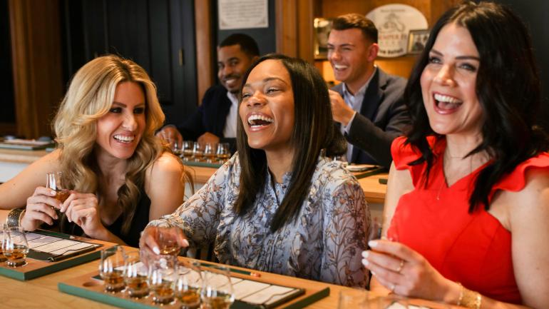 Stitzel-Weller 酿酒厂愉快的波本威士忌品尝会 Stitzel-Weller 酿酒厂愉快的波本威士忌品尝会