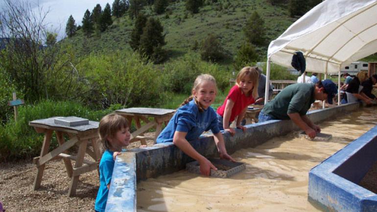 Philipsburg is one of several little mining towns in western Montana where you can line your pockets with shiny gemstones. Philipsburg is one of several little mining towns in western Montana where you can line your pockets with shiny gemstones.
