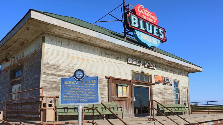 通往密西西比州图尼卡的蓝调公路游客中心