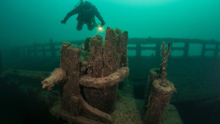 探索密西根湖的沉船遗骸
