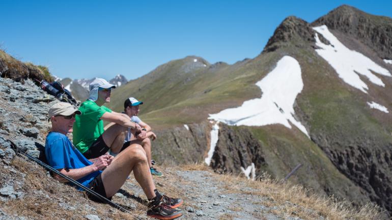 在圣胡安郡西弗敦郊外的山中休息片刻 在圣胡安郡西弗敦郊外的山中休息片刻
