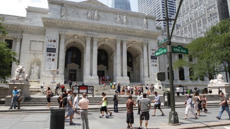 1911 年竣工的法国古典建筑风格地标建筑:纽约公共图书馆 1911 年竣工的法国古典建筑风格地标建筑:纽约公共图书馆