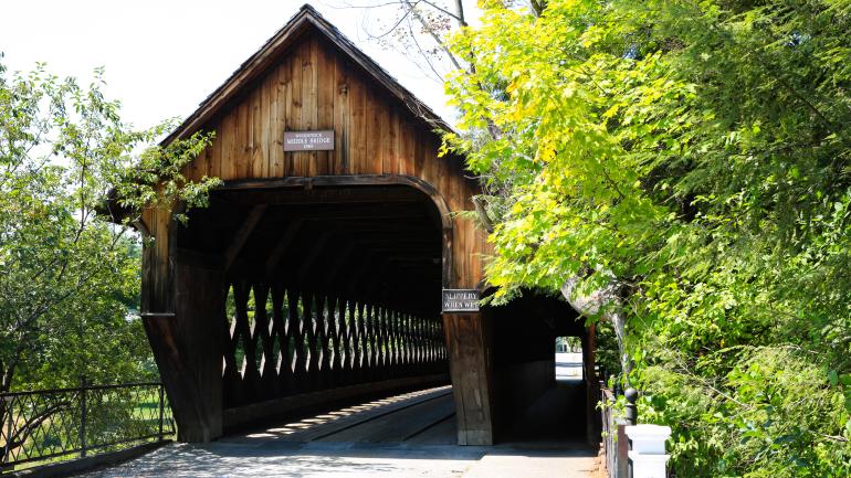 起点：蒙哥马利历史悠久的廊桥