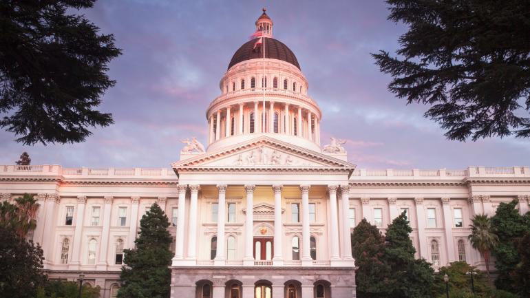 萨克拉门托 1869 年落成的加州议会大厦 萨克拉门托 1869 年落成的加州议会大厦