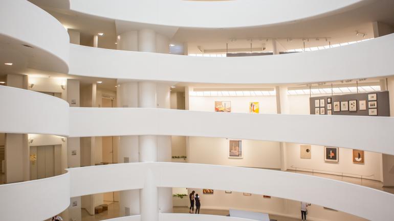 古根海姆博物馆以其螺旋式设计而闻名