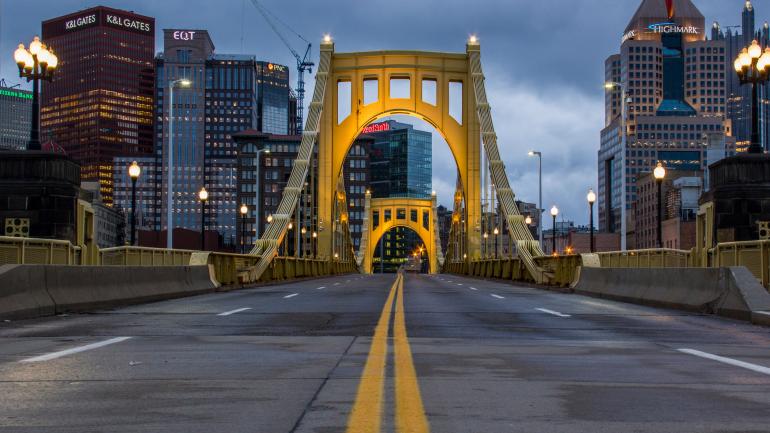 从罗贝托克列门提大桥前往匹兹堡