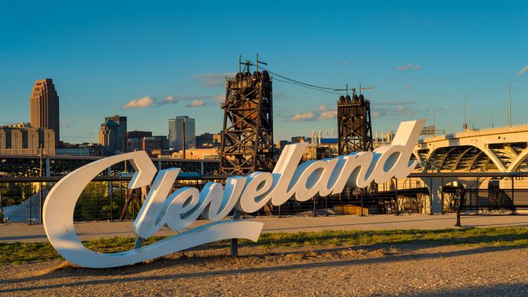 以艺术形式演绎城市名称