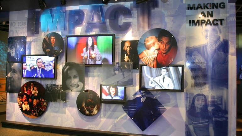 阿拉伯裔美国人国家博物馆内的“产生影响”展览品