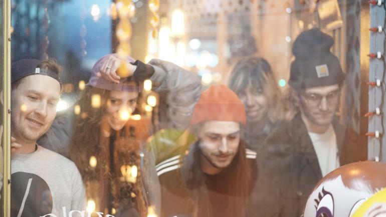 Reptaliens 乐队探索这座城市赋予他们灵感的方方面面