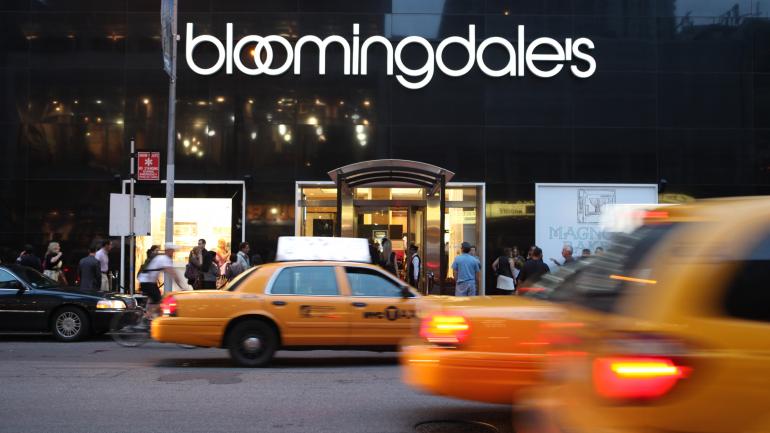 列克星敦大道上布鲁明戴尔百货店的大门口