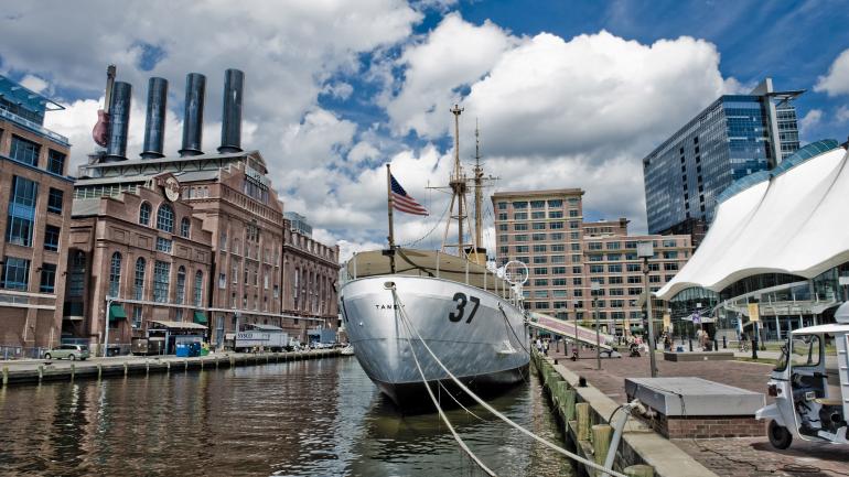 巴尔的摩内港区