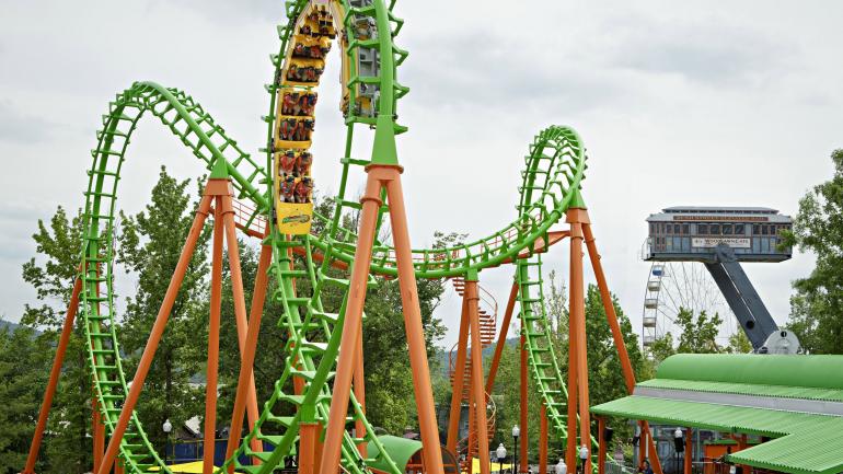 圣路易斯六旗乐园内的 Boomberang 过山车 圣路易斯六旗乐园内的 Boomberang 过山车