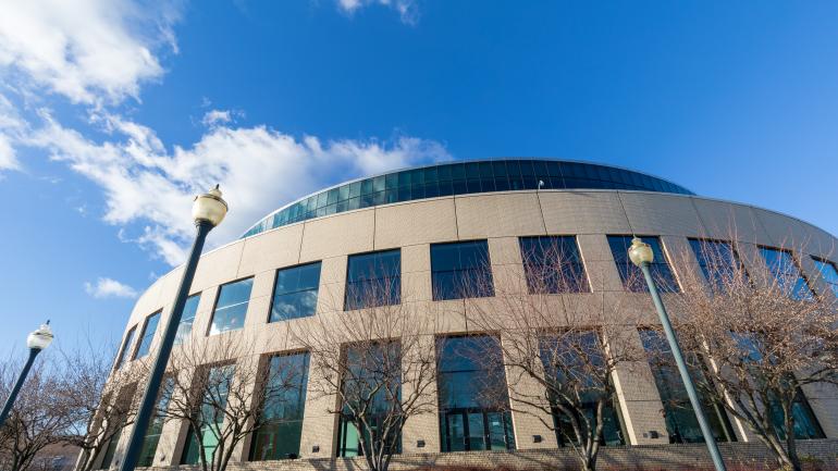 波特兰会议中心,每逢 5 月和 12 月期间,Crafty Wonderland 手工艺展会在此举办大型展销会 波特兰会议中心,每逢 5 月和 12 月期间,Crafty Wonderland 手工艺展会在此举办大型展销会