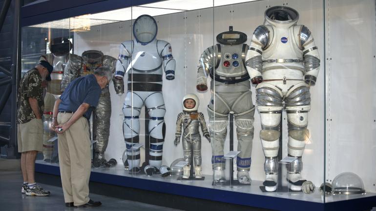 美国国家航空航天博物馆内的宇航服