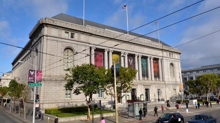 旧金山的亚洲艺术博物馆是美国亚洲艺术藏品最综合的博物馆之一。