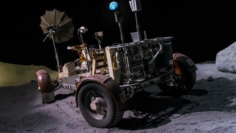 一辆在月球上使用过的太空漫游者 一辆在月球上使用过的太空漫游者