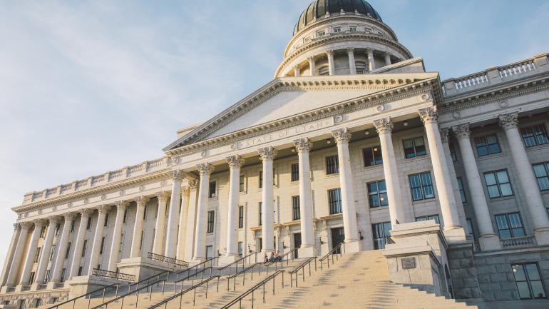 从阶梯欣赏犹他州议会大厦 从阶梯欣赏犹他州议会大厦