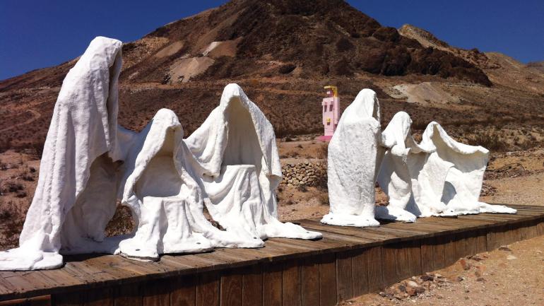 Eerie and artistic rendition of the Last Supper in the Goldwell Open Air Museum