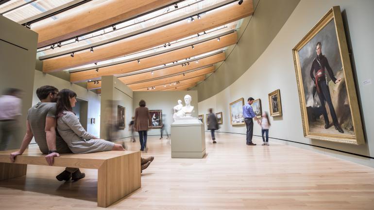 探索水晶桥美国艺术博物馆内令人震撼的收藏