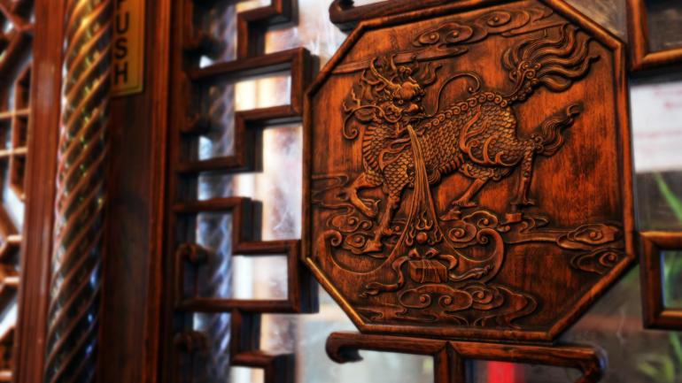 中国餐馆内的华丽装饰