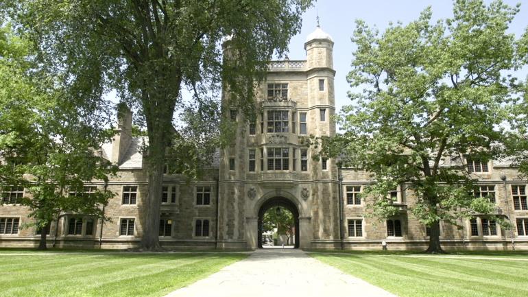 密歇根大学美丽古老的建筑