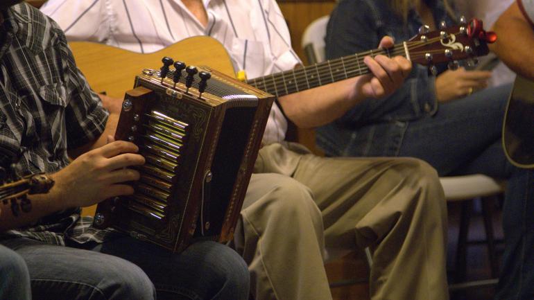 在Vermilionville看音乐家现场表演