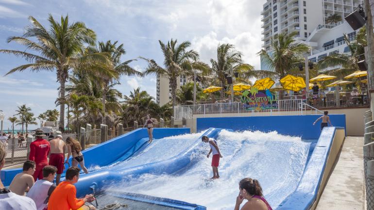 学习水上冲浪技巧 学习水上冲浪技巧