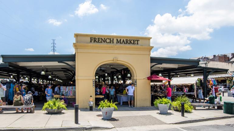 必去景点之一 ----法国市场