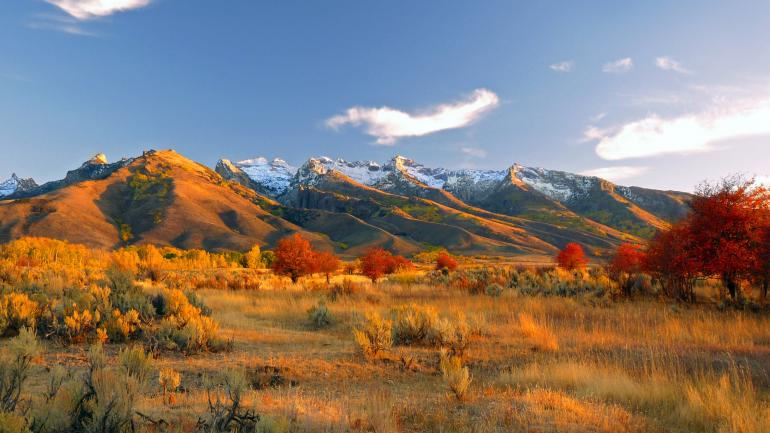 秋日的红宝石山令人目眩神迷