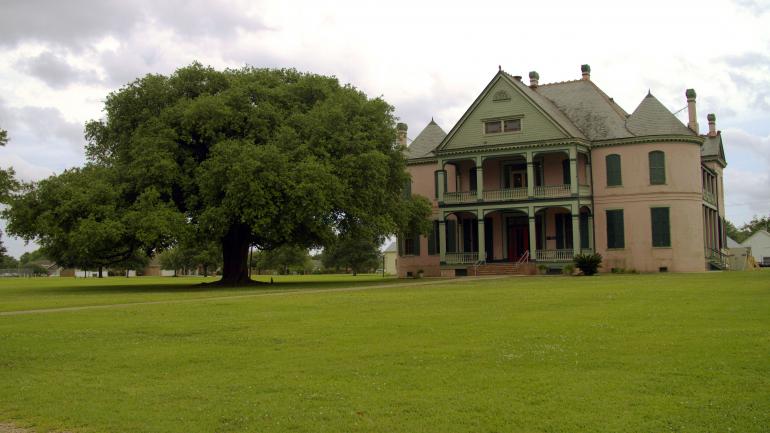 Ardoyne种植园始中维多利亚哥特式建筑