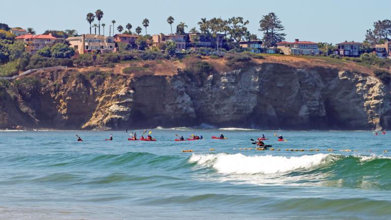 拉霍亚海滩的皮筏艇 拉霍亚海滩的皮筏艇