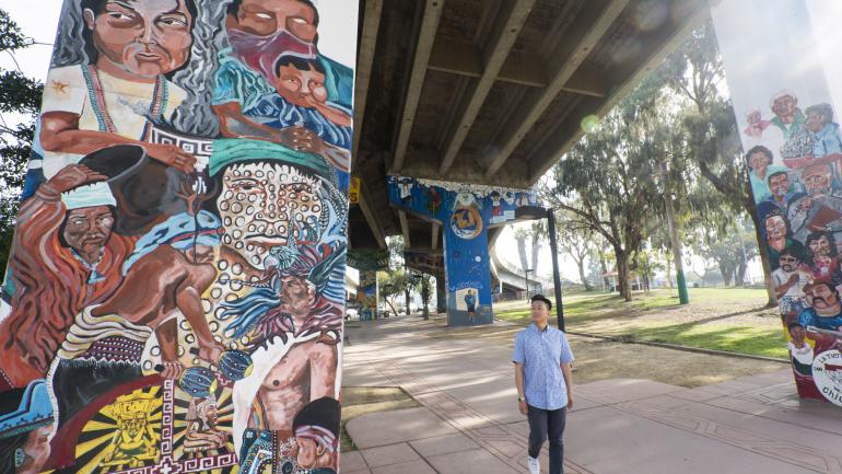 科罗纳多桥下的壁画艺术