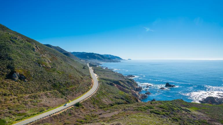 拥有令人惊叹美景的太平洋海岸公路