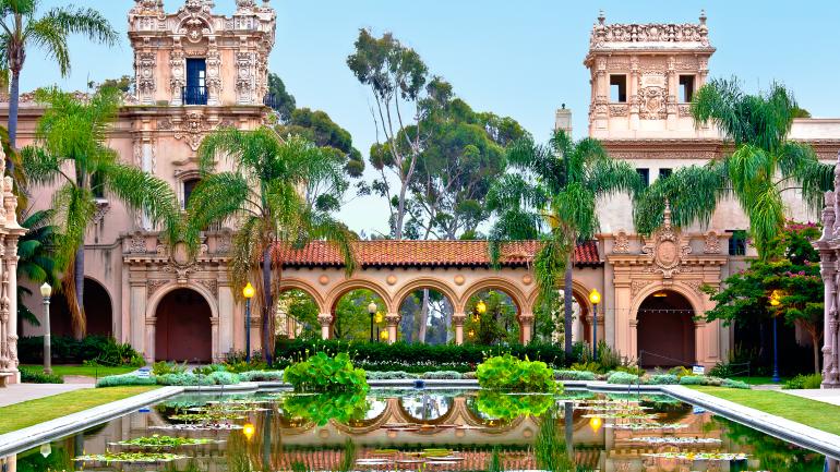 巴尔博亚公园 巴尔博亚公园