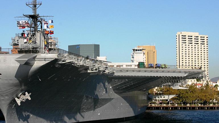 中途岛航空母舰 中途岛航空母舰