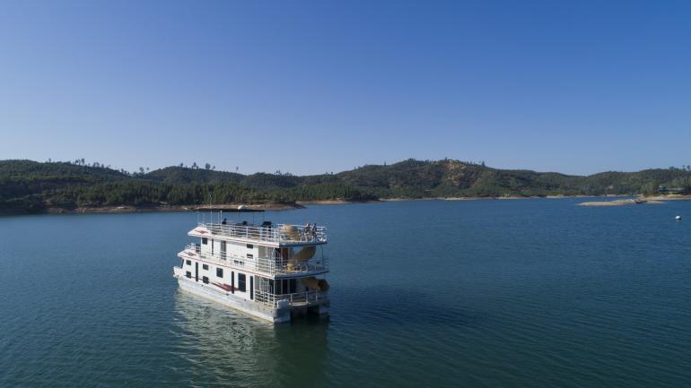 Shasta Cascade船屋出租