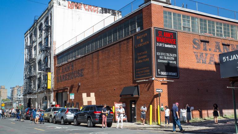 位于DUMBO区的圣•安仓库剧院