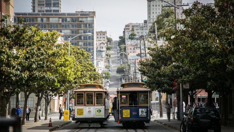 布遍旧金山市区的有轨电车