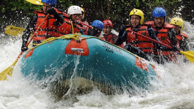 激流勇进是阿迪朗达克的景点旅游项目  