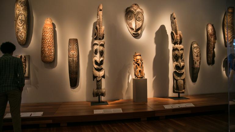 德扬美术馆的非洲庆典面具