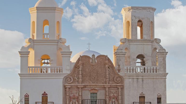 圣萨维尔修道院的精美建筑