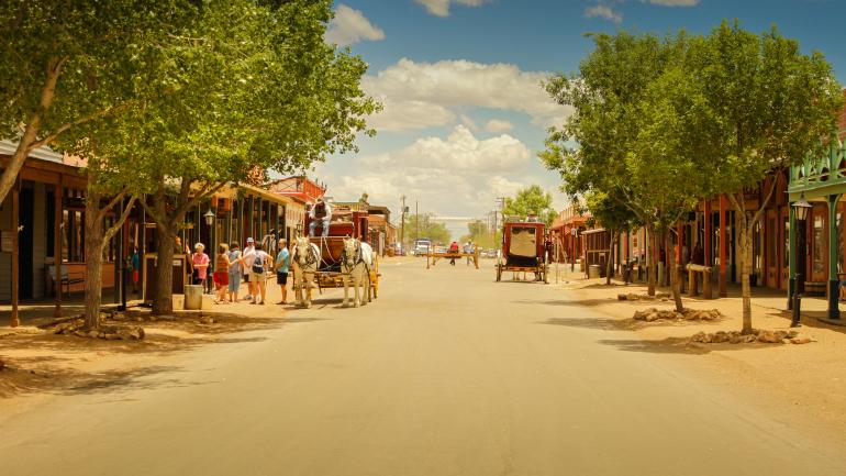 乘马车游览艾伦街