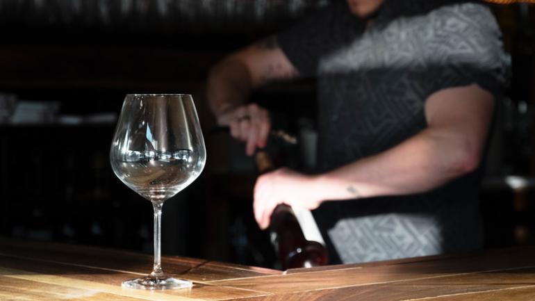 Longman and Eagle 美食酒吧的酒保 Longman and Eagle 美食酒吧的酒保