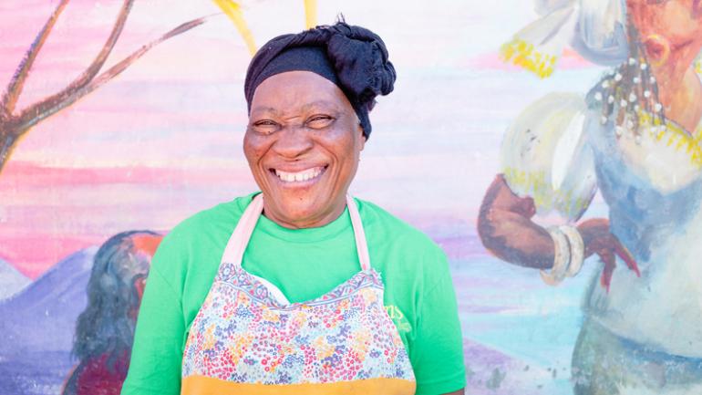 Naomi's 餐厅老板 Naomi Naomi's 餐厅老板 Naomi