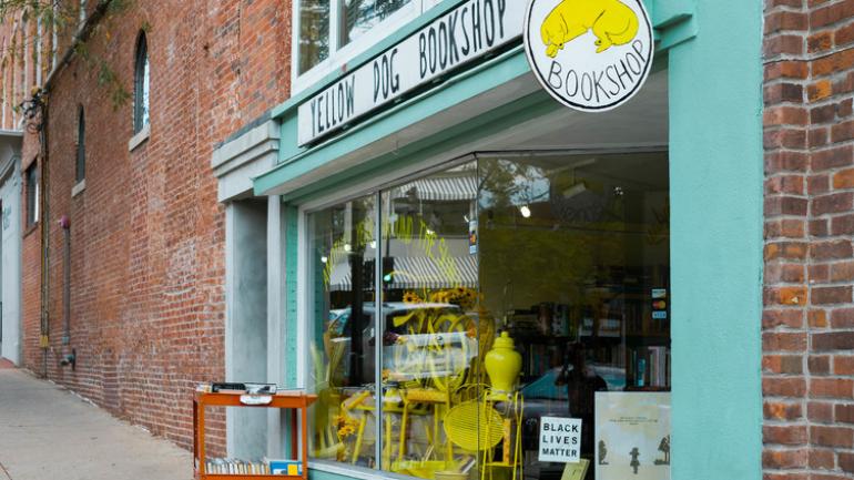 Yellow Dog Bookstore 书店 Yellow Dog Bookstore 书店